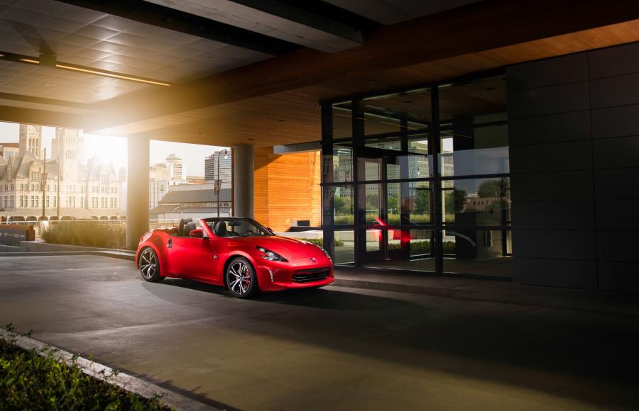  Nissan 370Z Roadster (Z34) 2013 года  (NA) (фото 21 из 26)